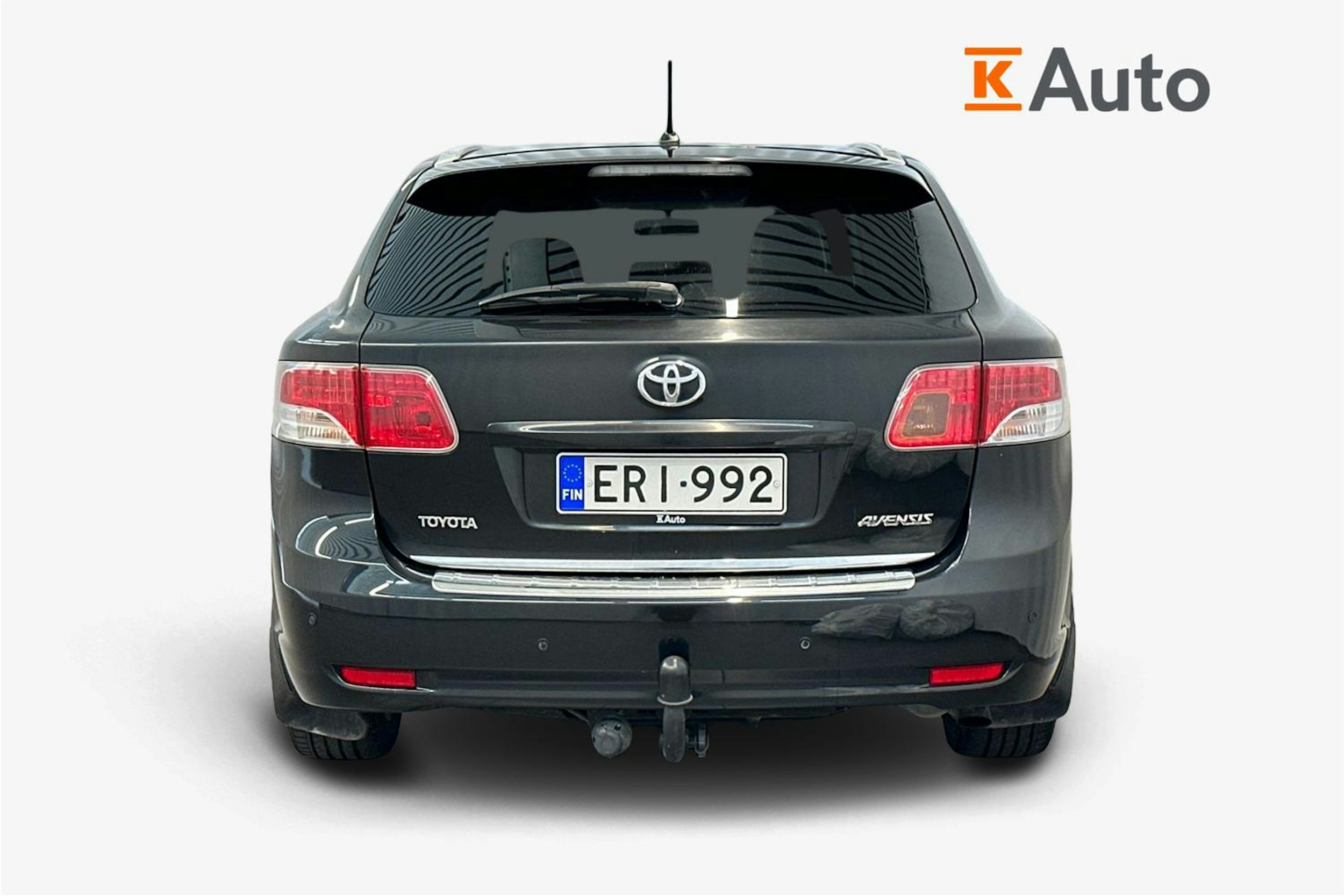 musta Toyota Avensis 2011 kuva 3.