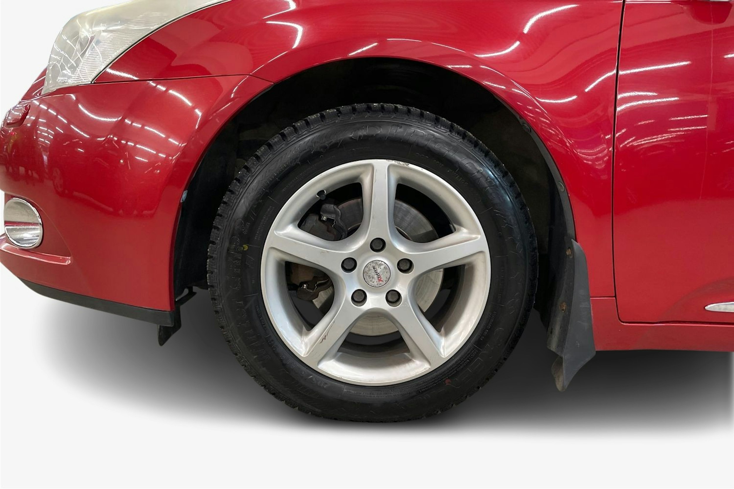 Punainen Toyota AVENSIS 2011 kuva 11.