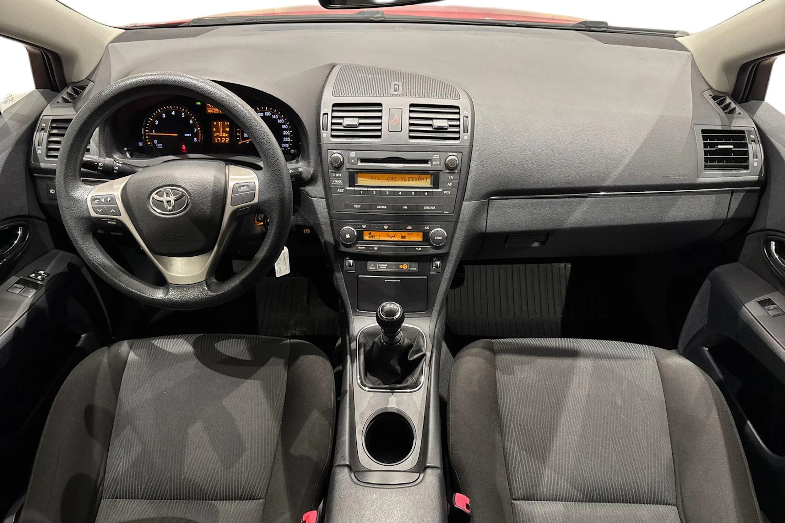 punainen Toyota Avensis 2011 kuva 9.