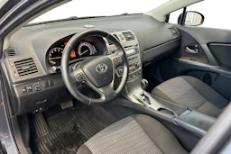 sininen Toyota Avensis 2011 kuva 6.