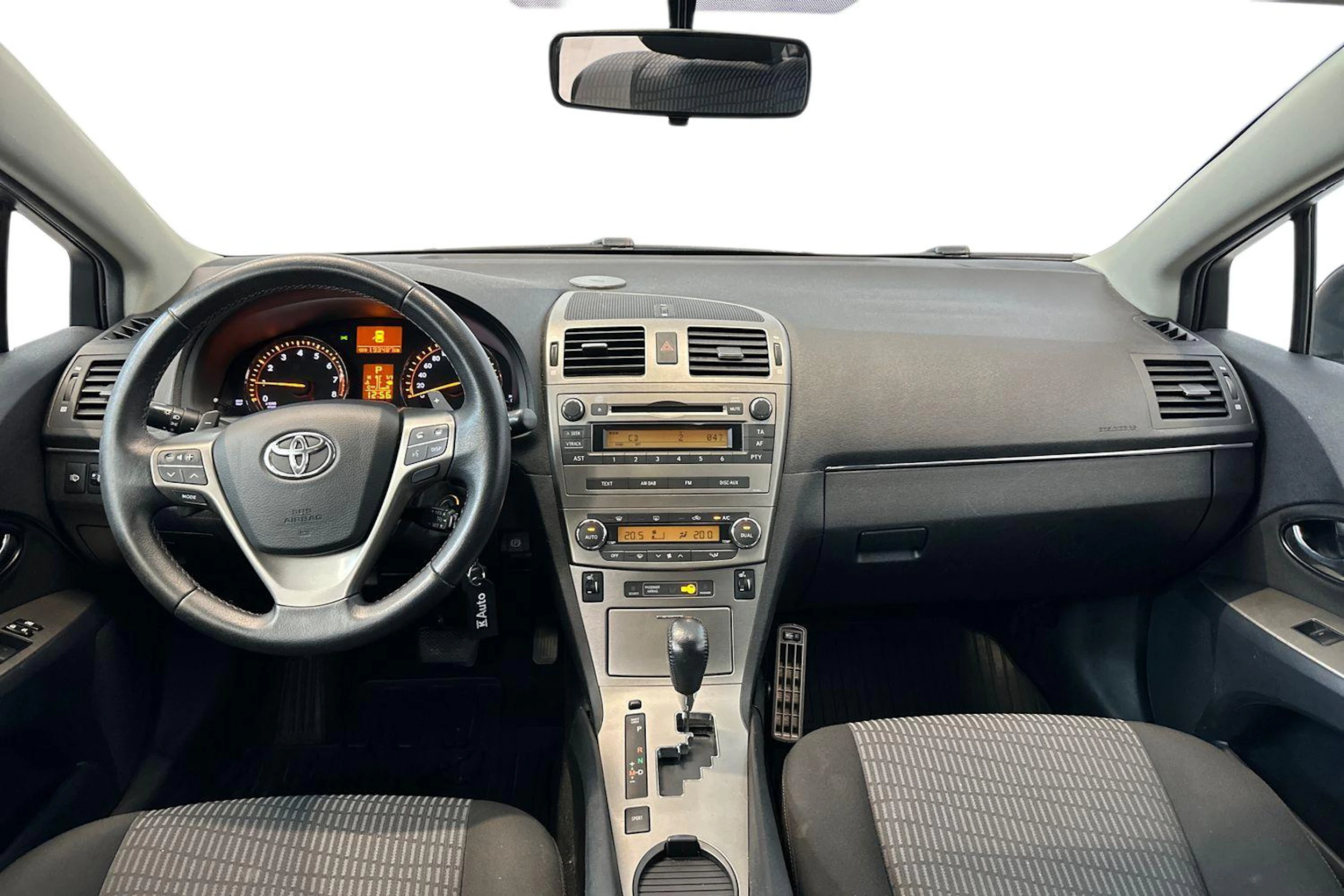 sininen Toyota Avensis 2011 kuva 7.