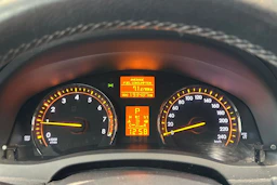sininen Toyota Avensis 2011 kuva 19.