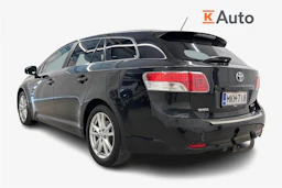musta Toyota Avensis 2011 kuva 3.