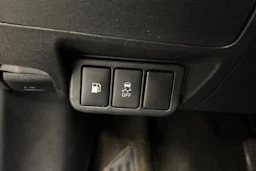 musta Toyota Avensis 2011 kuva 27.