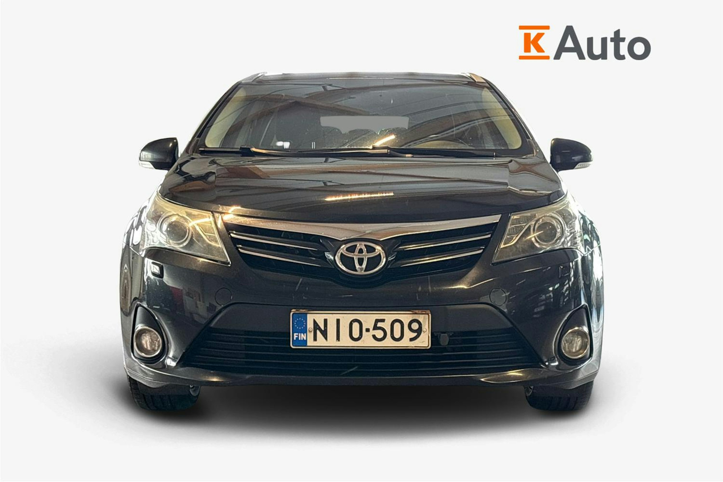 musta Toyota Avensis 2012 kuva 5.