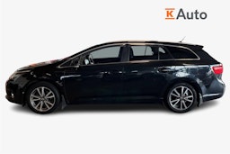 musta Toyota Avensis 2012 kuva 6.
