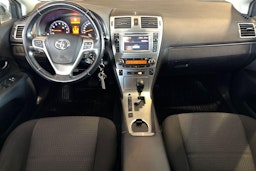 musta Toyota Avensis 2012 kuva 9.