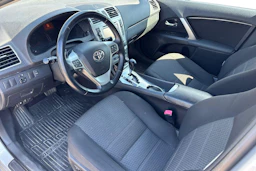 hopea Toyota Avensis 2012 kuva 3.