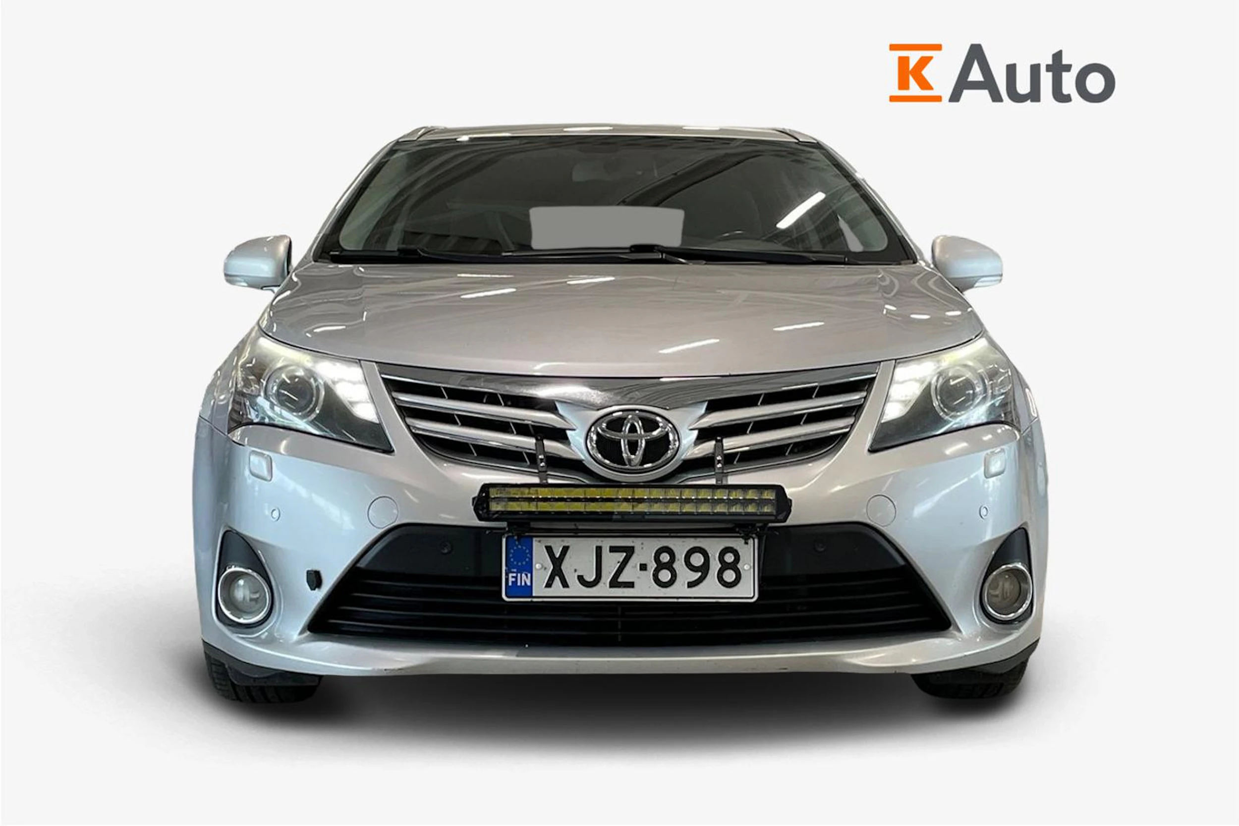 hopea Toyota Avensis 2012 kuva 4.