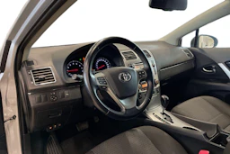 hopea Toyota Avensis 2012 kuva 6.