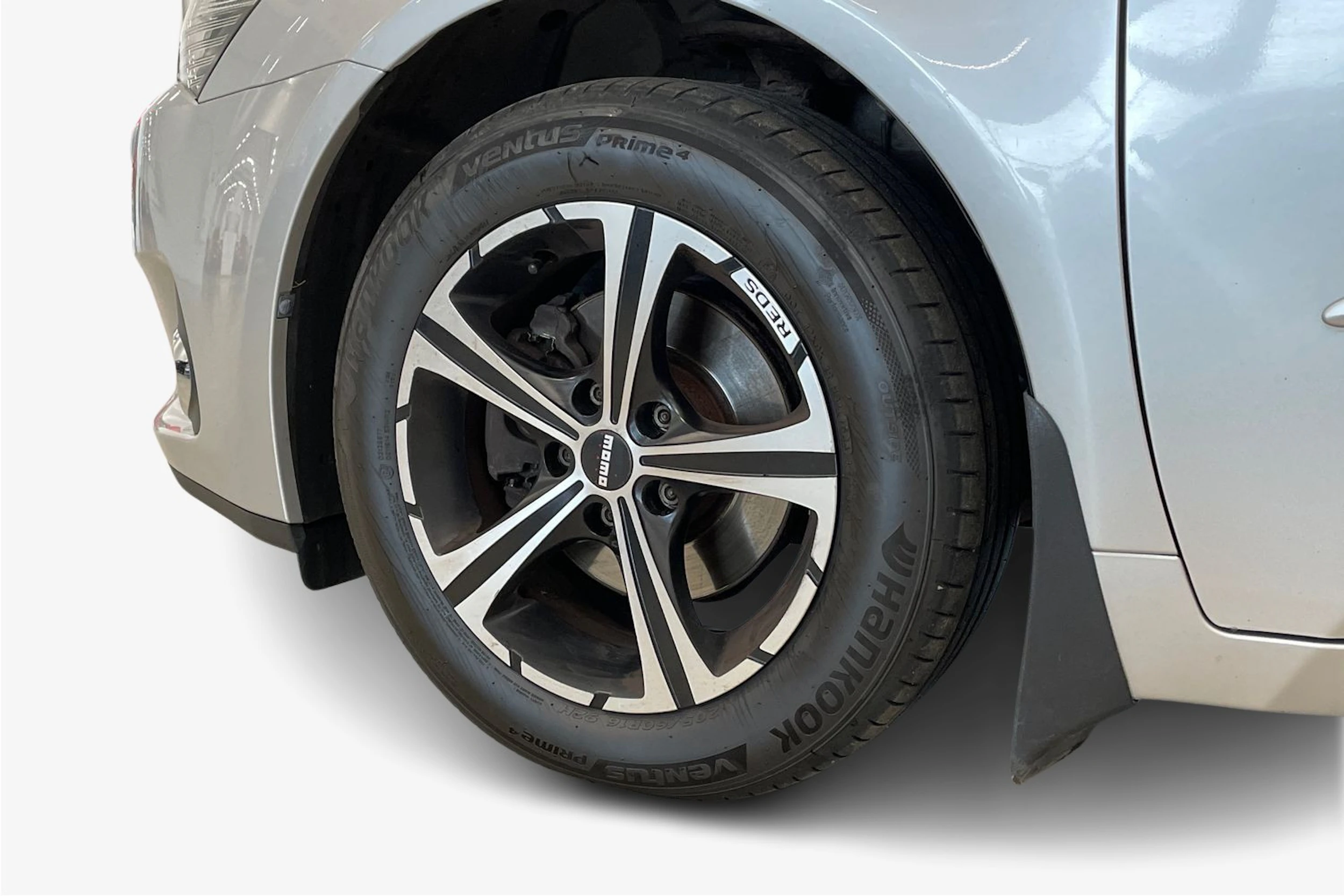 hopea Toyota Avensis 2012 kuva 9.