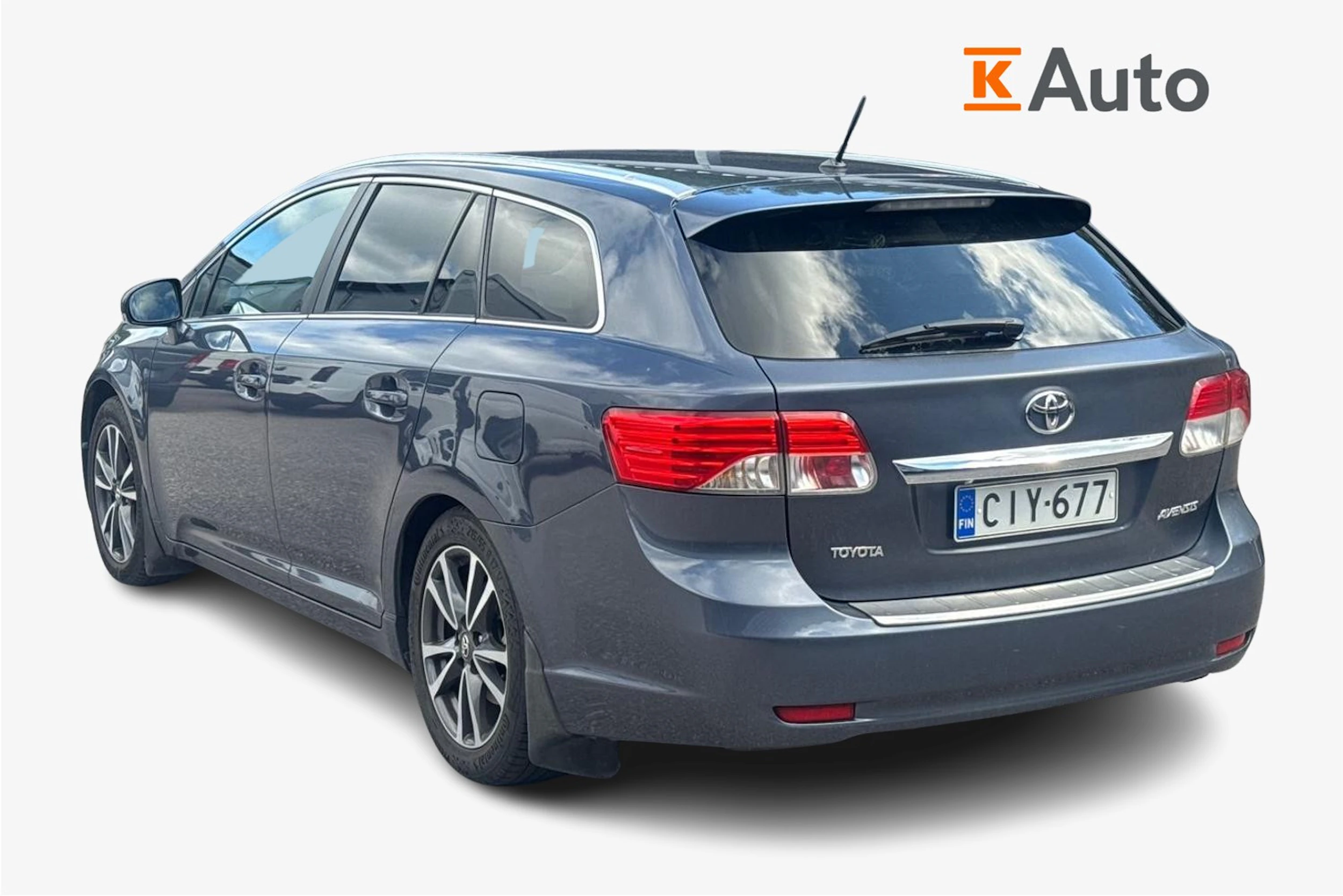 sininen Toyota Avensis 2013 kuva 2.