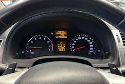 met. musta Toyota Avensis 2013 kuva 20.