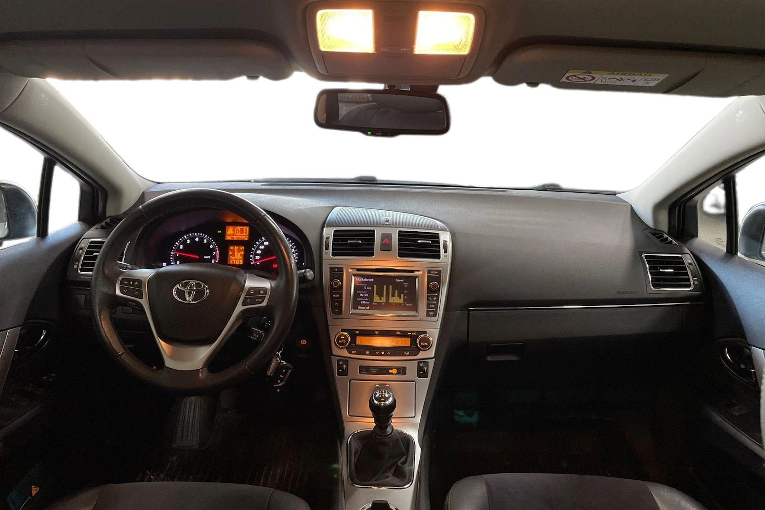 hopea Toyota Avensis 2013 kuva 7.