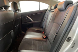 hopea Toyota Avensis 2013 kuva 8.