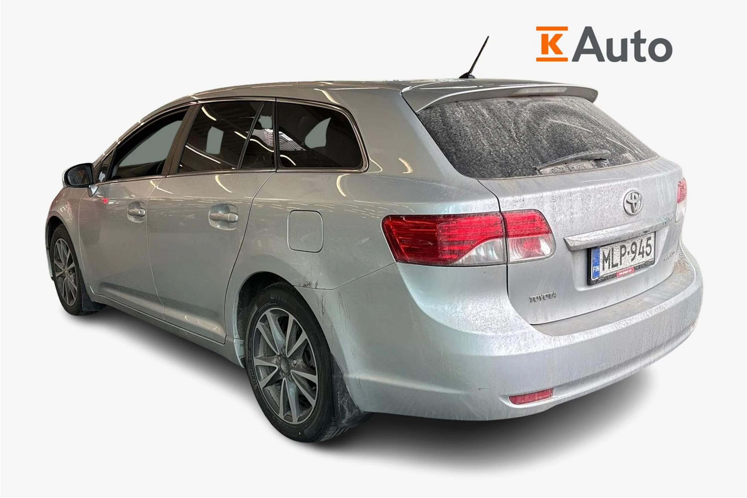Hopea Toyota AVENSIS 2013 kuva 2.