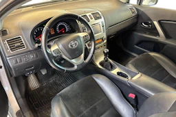 Hopea Toyota AVENSIS 2013 kuva 8.