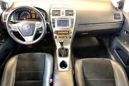 Hopea Toyota AVENSIS 2013 kuva 9.
