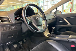 Hopea Toyota AVENSIS 2013 kuva 15.