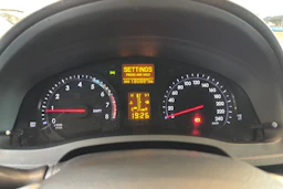 Hopea Toyota AVENSIS 2013 kuva 16.