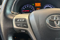 Hopea Toyota AVENSIS 2013 kuva 17.