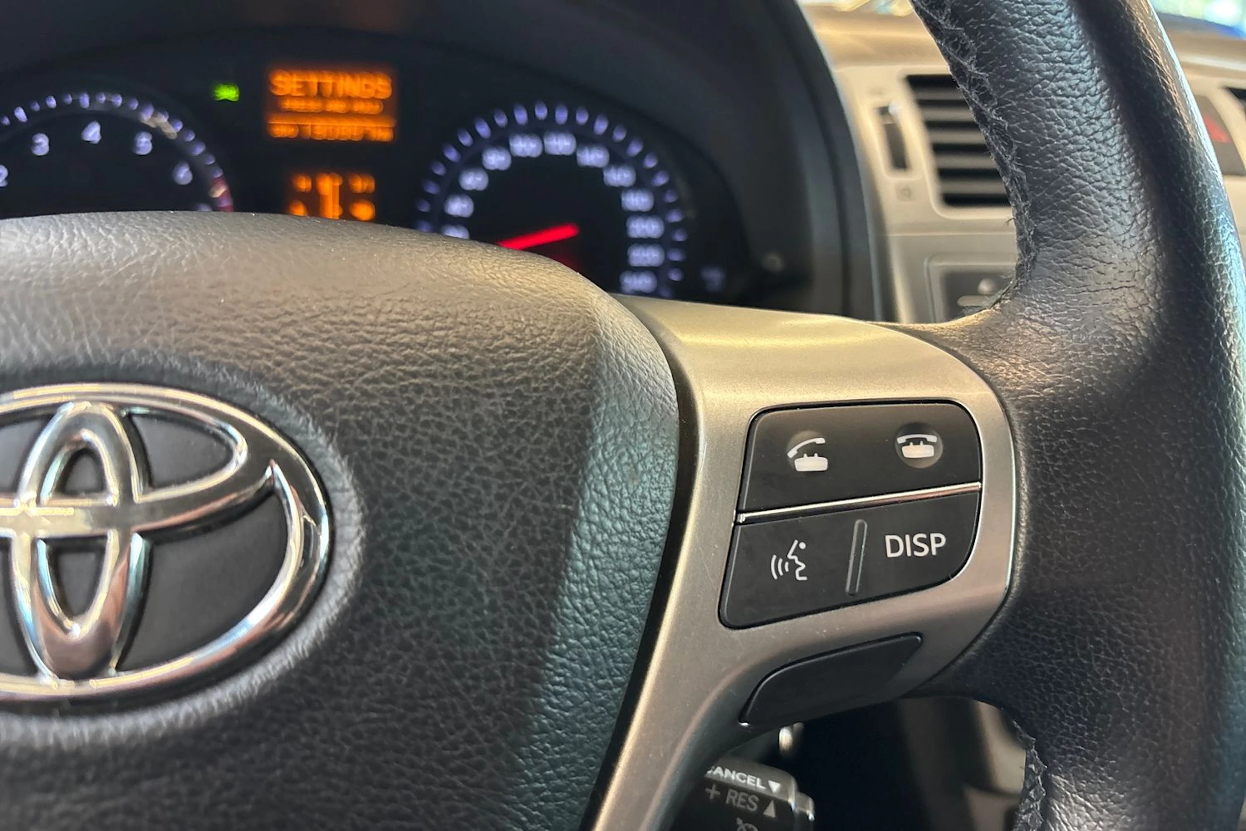 Hopea Toyota AVENSIS 2013 kuva 18.