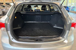 Hopea Toyota AVENSIS 2013 kuva 23.