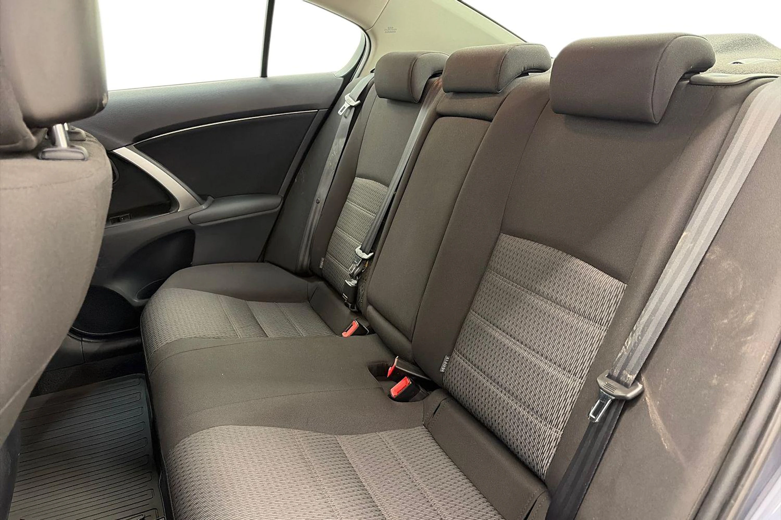 Sininen Toyota AVENSIS 2013 kuva 8.
