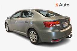 harmaa Toyota Avensis 2014 kuva 2.
