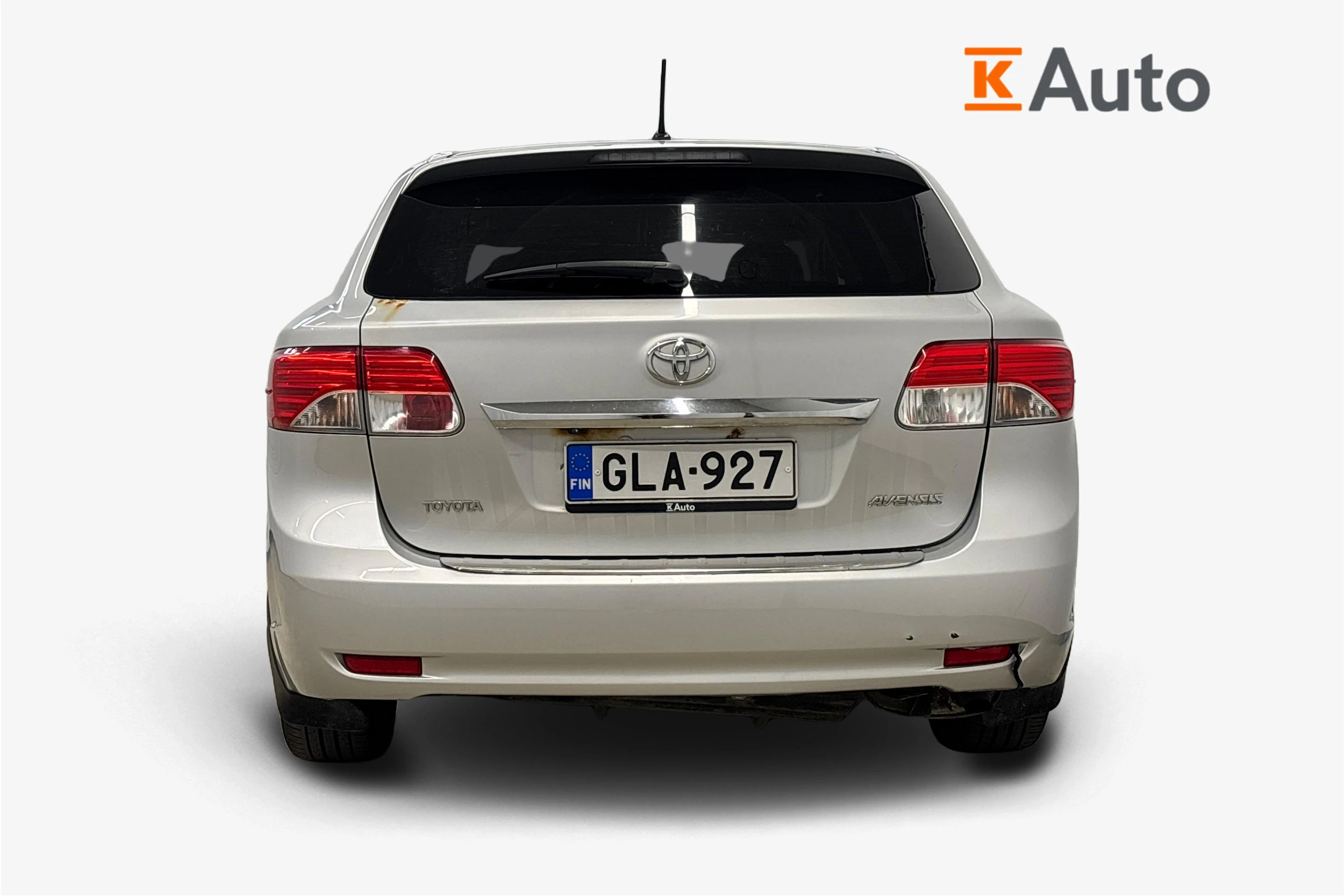 hopea Toyota Avensis 2014 kuva 4.