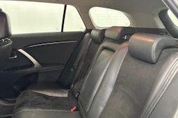 hopea Toyota Avensis 2014 kuva 13.