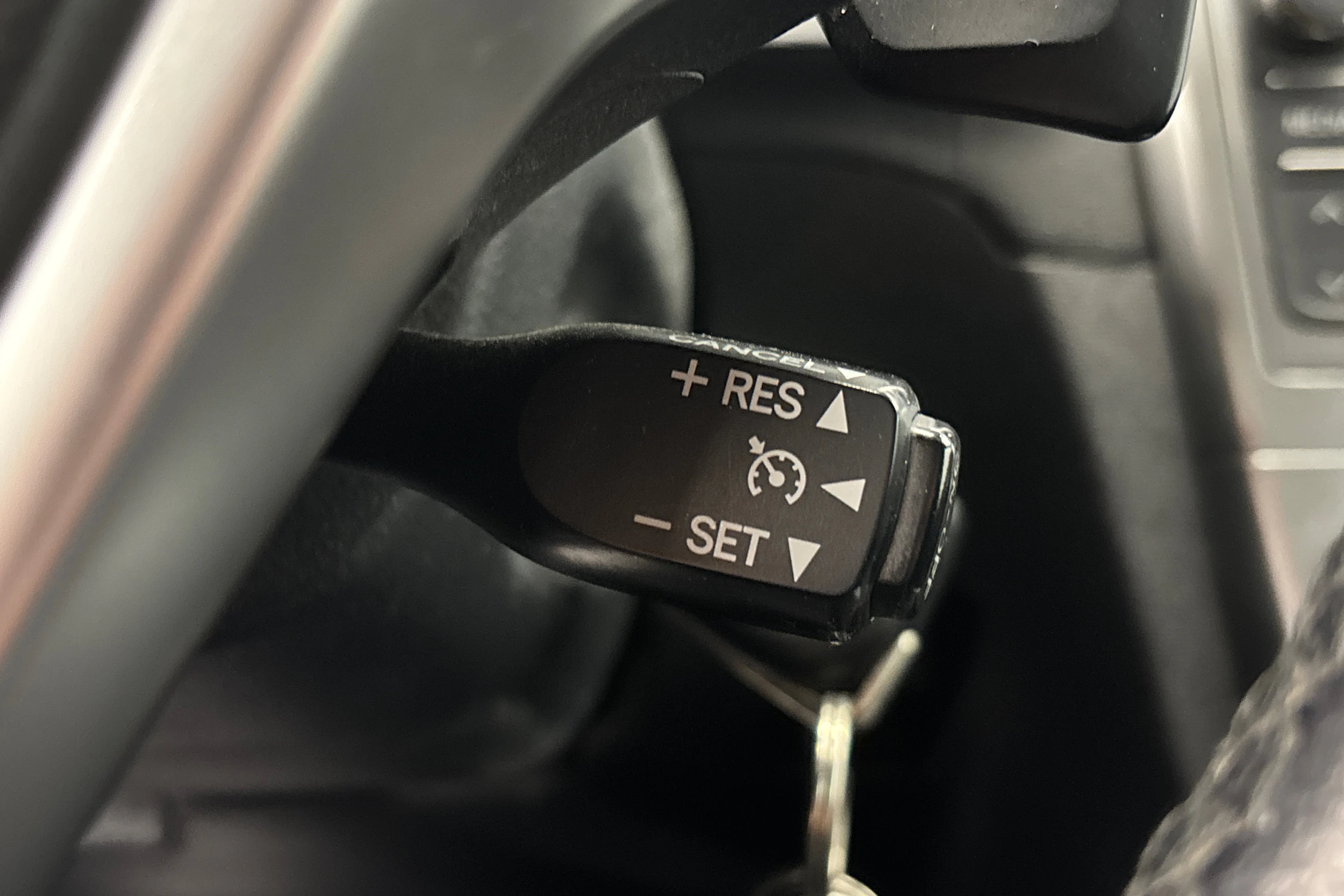 hopea Toyota Avensis 2014 kuva 21.