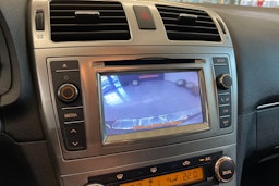 Musta Toyota AVENSIS 2014 kuva 18.