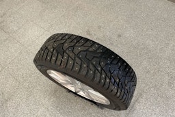 Musta Toyota AVENSIS 2014 kuva 25.