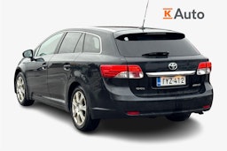 Musta Toyota AVENSIS 2014 kuva 2.