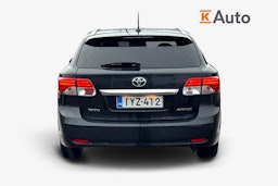 Musta Toyota AVENSIS 2014 kuva 3.