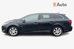Musta Toyota AVENSIS 2014 kuva 5.