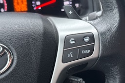 Musta Toyota AVENSIS 2014 kuva 24.