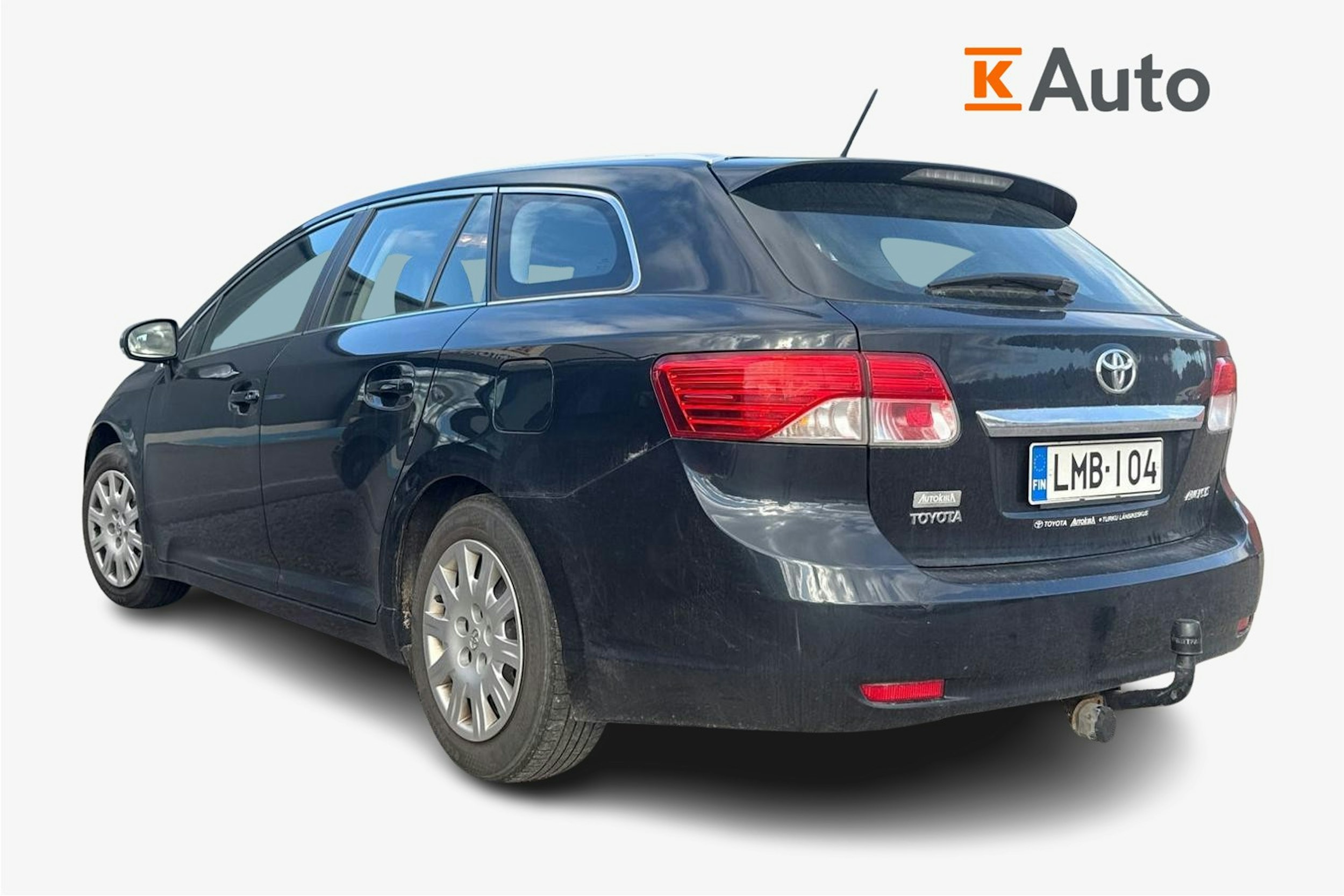harmaa Toyota Avensis 2014 kuva 2.