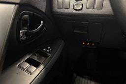 met. harmaa Toyota Avensis 2014 kuva 16.