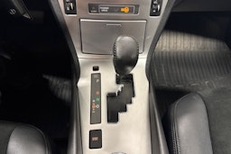 met. harmaa Toyota Avensis 2014 kuva 18.
