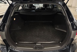 met. harmaa Toyota Avensis 2014 kuva 19.