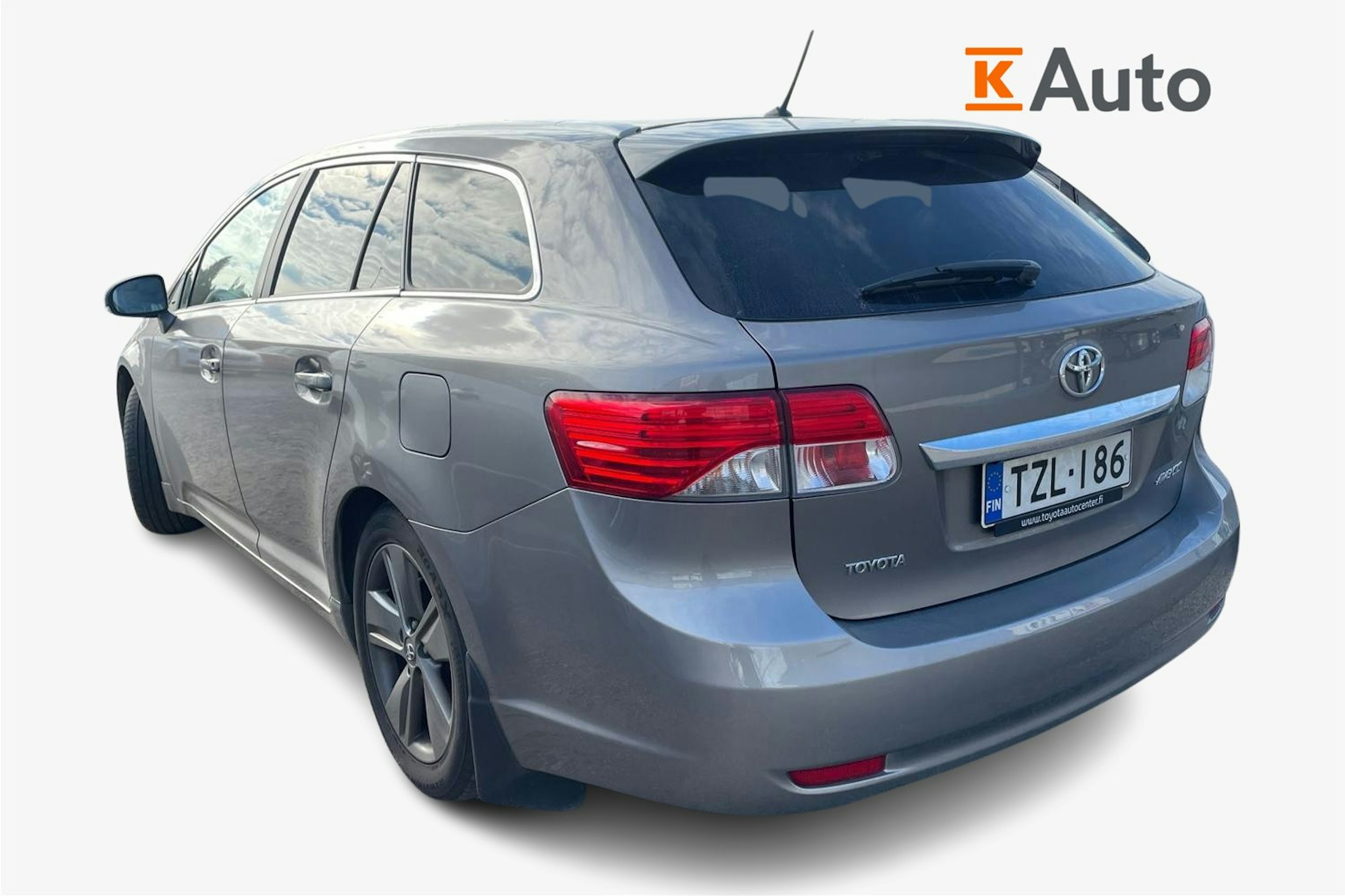 ruskea (beige) Toyota Avensis 2014 kuva 2.