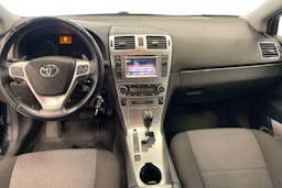 Musta Toyota AVENSIS 2014 kuva 9.