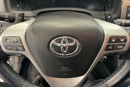 Musta Toyota AVENSIS 2014 kuva 22.