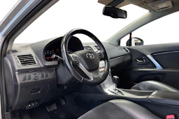 hopea Toyota Avensis 2015 kuva 6.