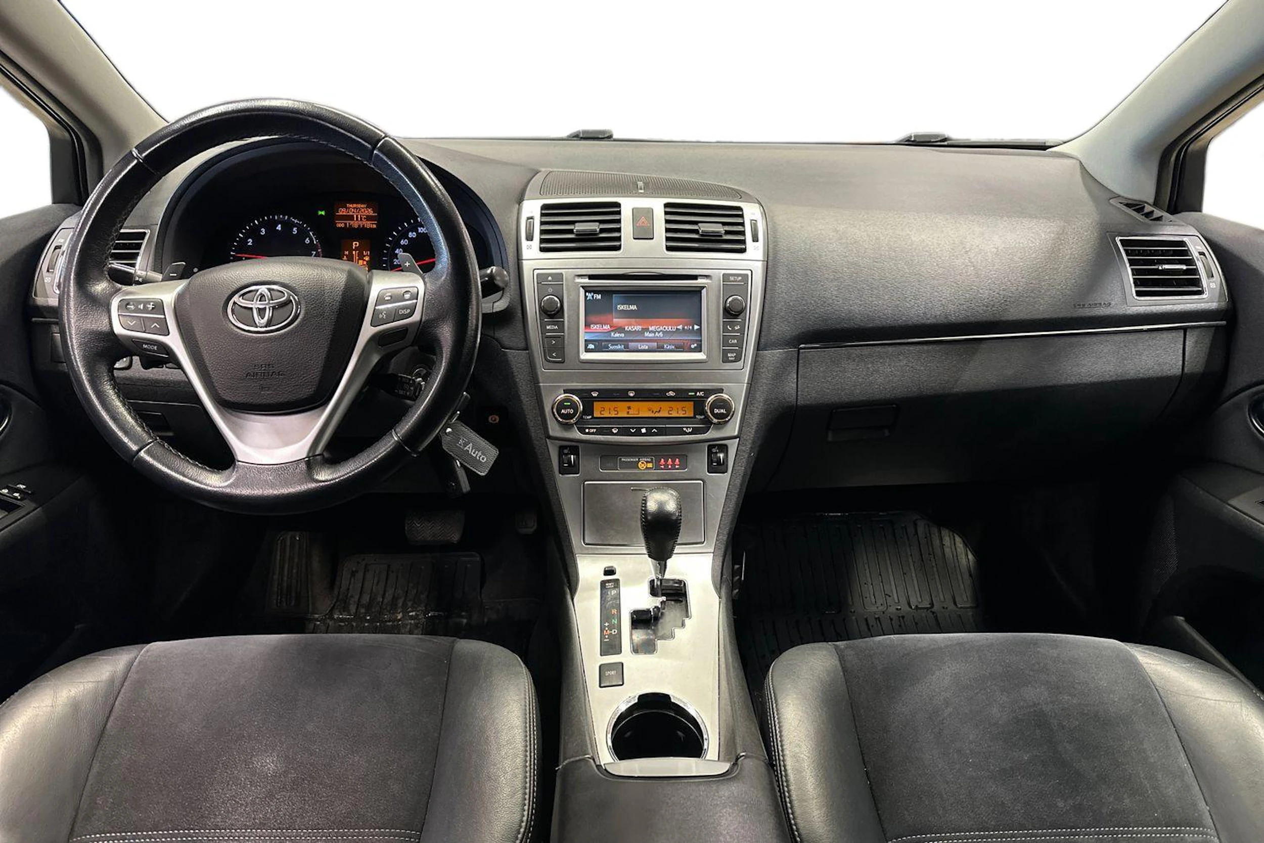 hopea Toyota Avensis 2015 kuva 7.