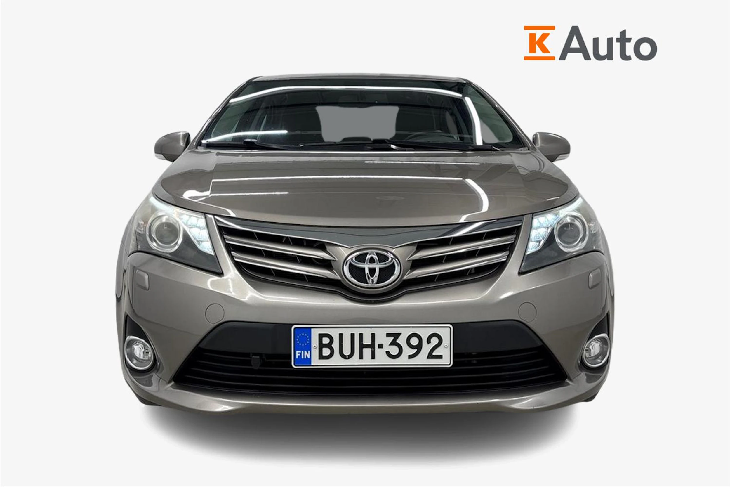 ruskea (beige) Toyota Avensis 2015 kuva 4.