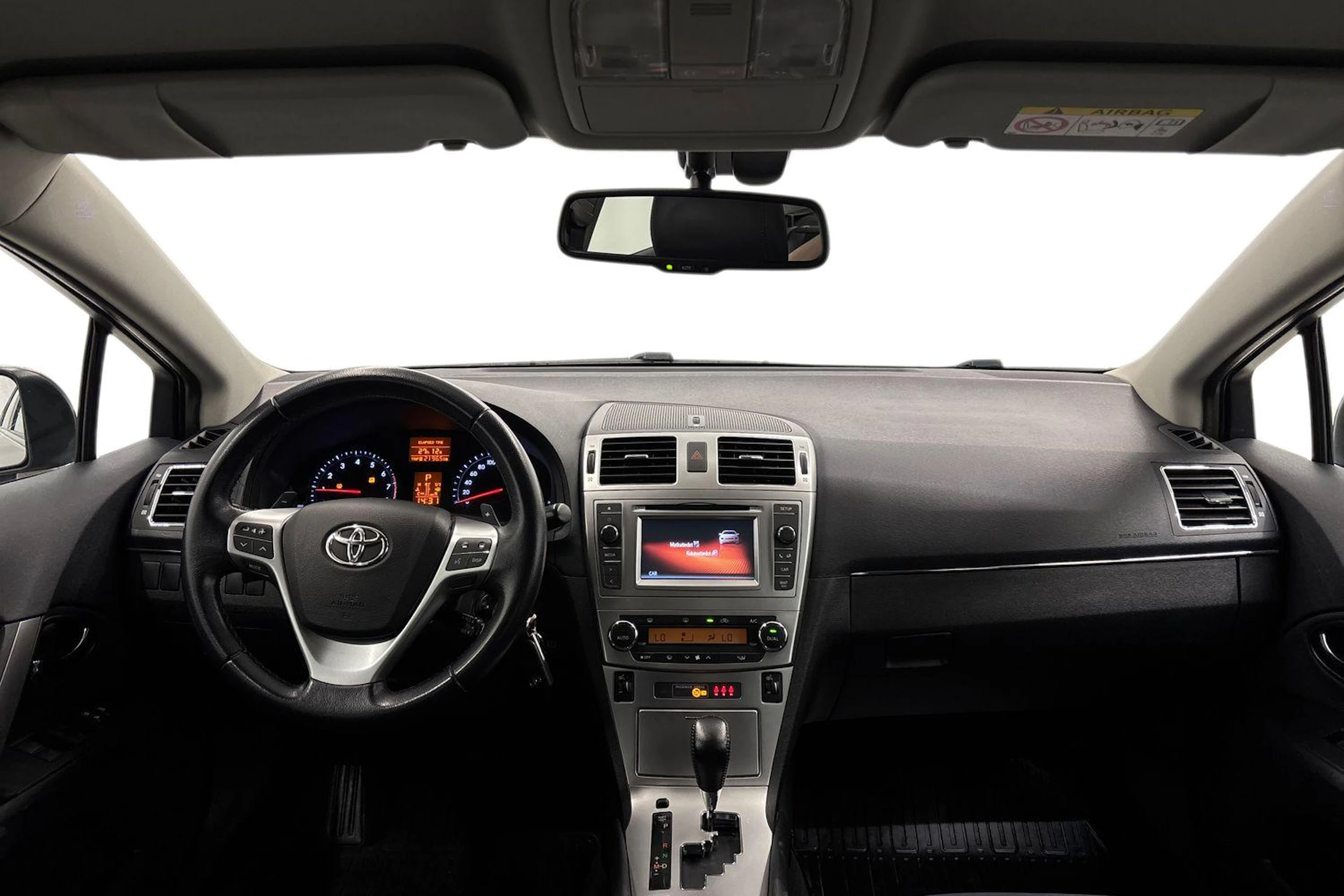 ruskea (beige) Toyota Avensis 2015 kuva 7.