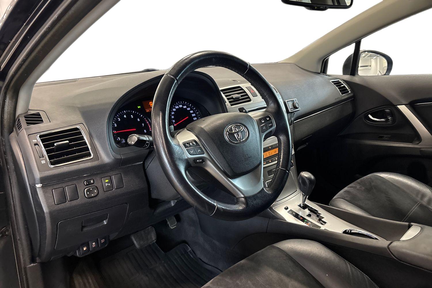 Toyota Avensis 2015, bild 6/31